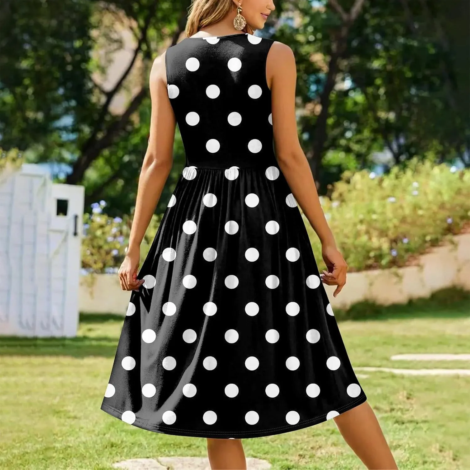 ADHOWBEW Dresses for Women 2025 Round Neck Flowy Casual Plus Size Sexy Vacation Sleeveless Long Dresses