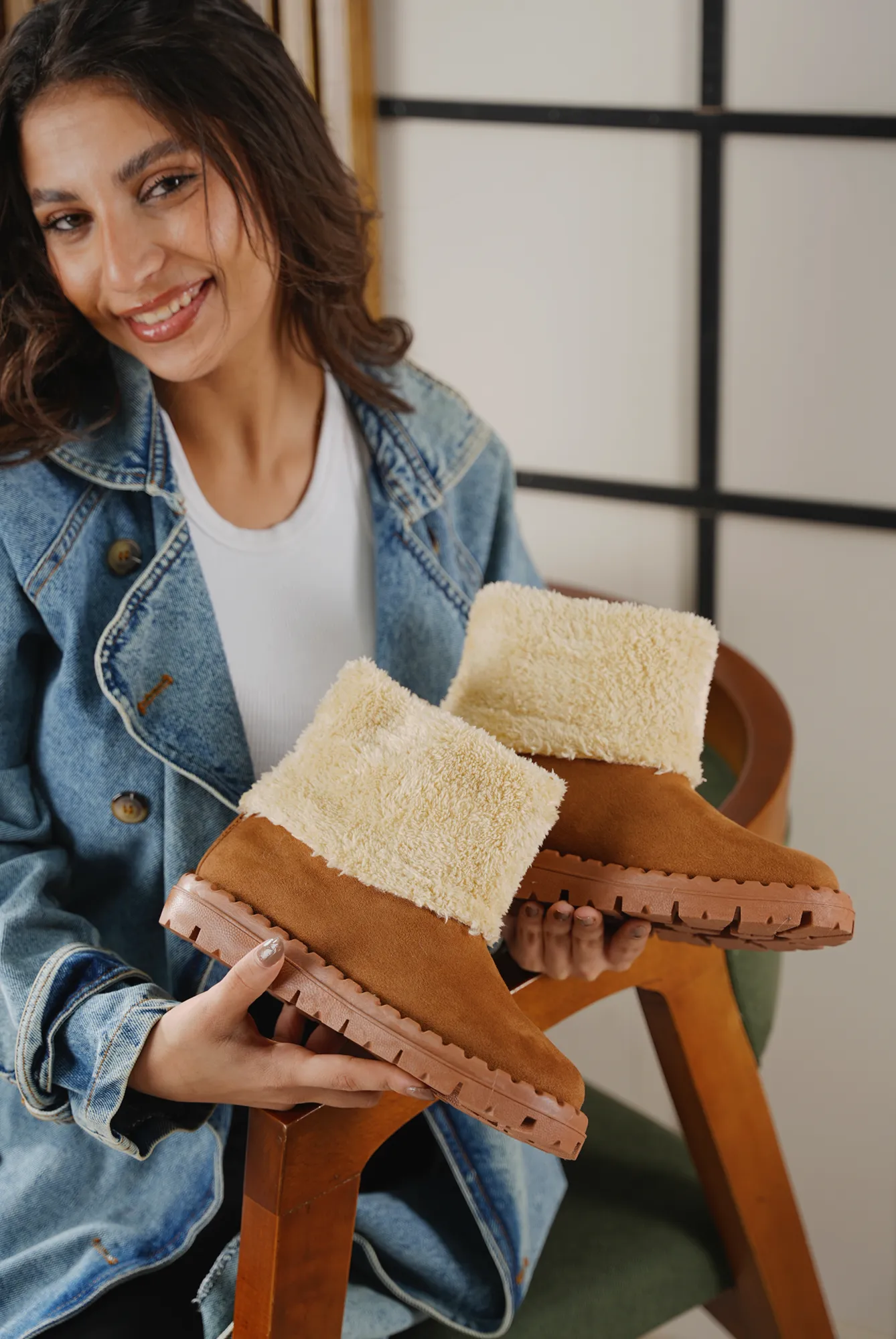 Fold-Over Sherpa-Lined Winter Boots - Camel