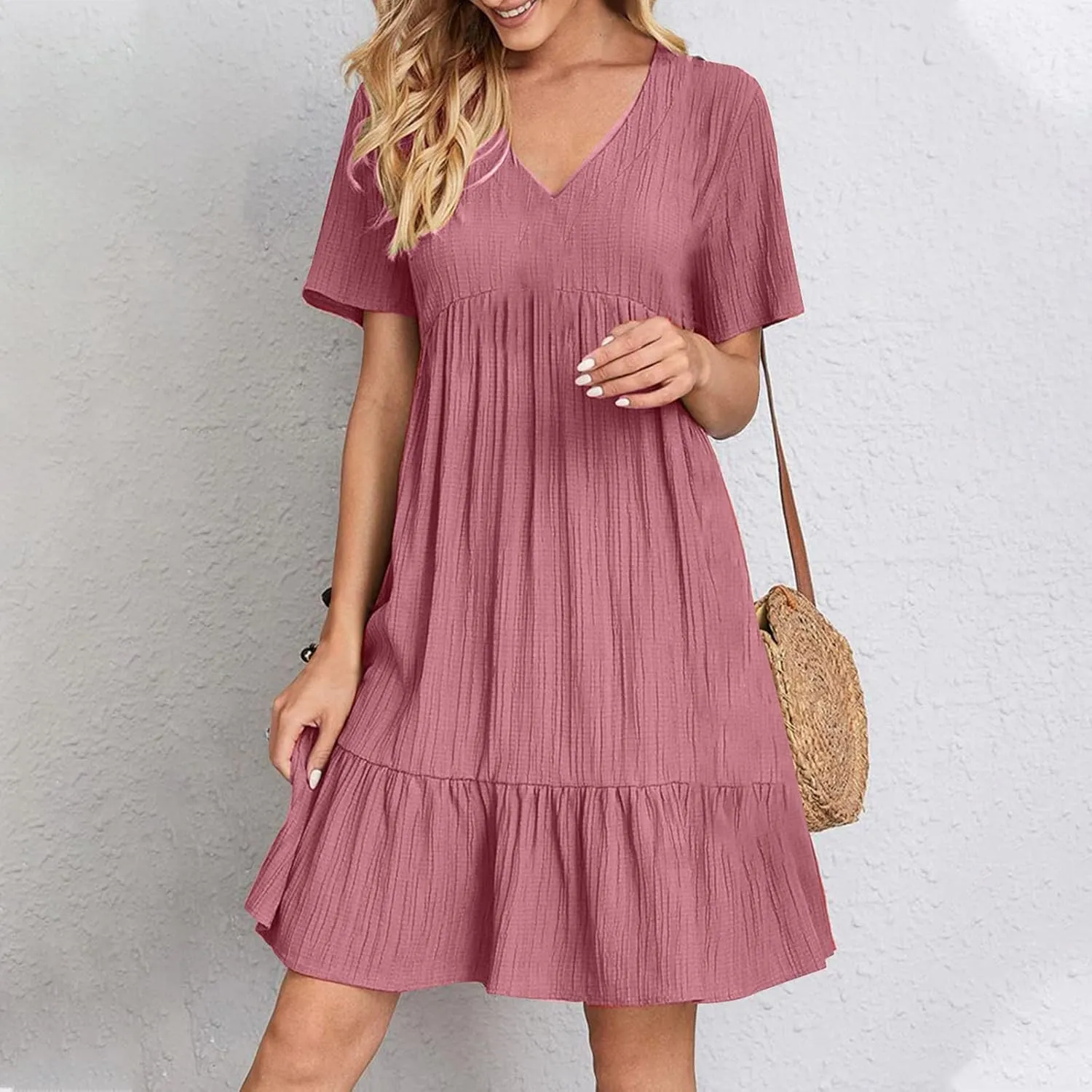 hlysgo Womens Summer V Neck Dress 2024 Casual Short Sleeve Bohemian Mini Dress Flowy Ruffle A Line Beach Sundress