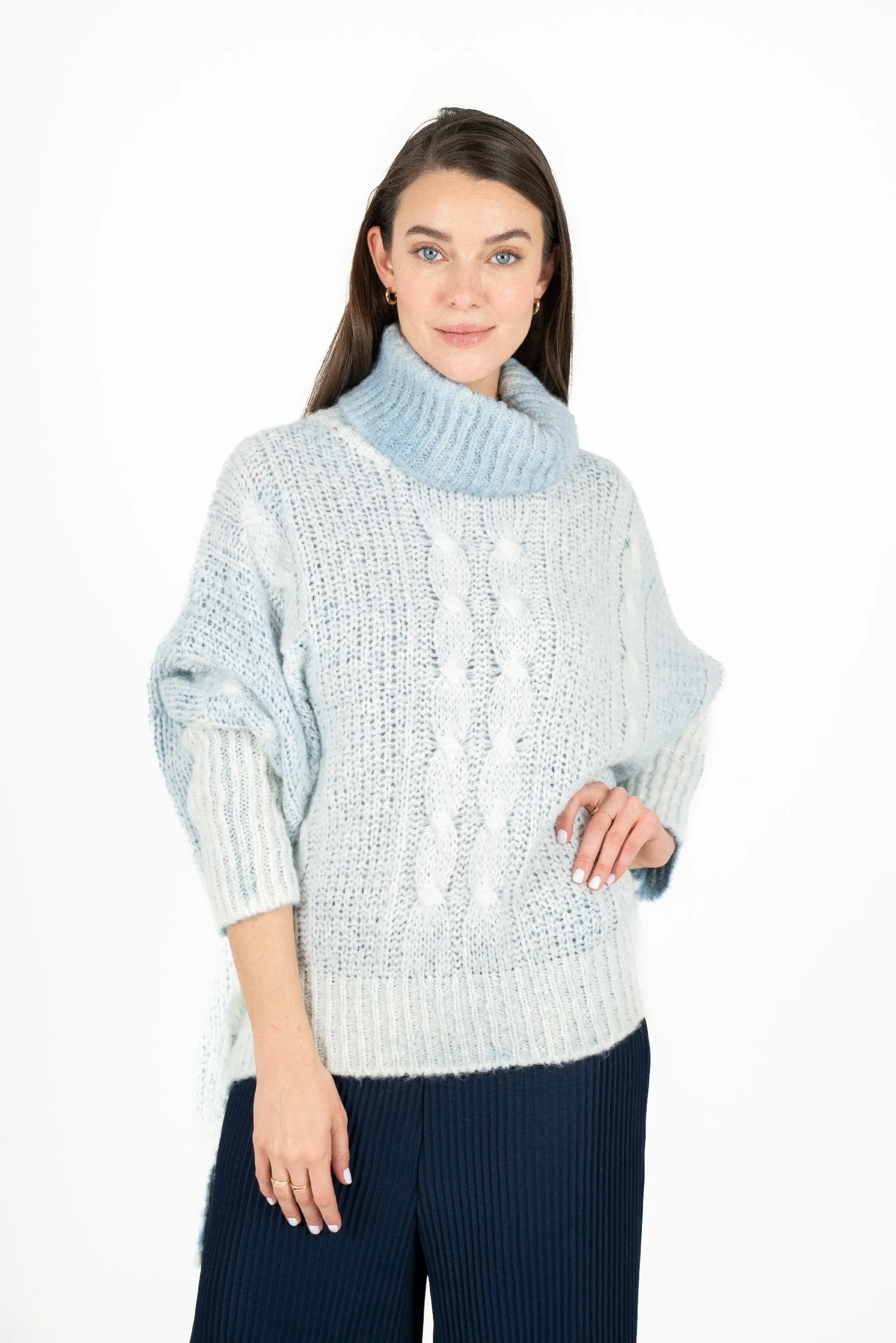 M Made in Italy – Oversized Turtle-Neck Sweater