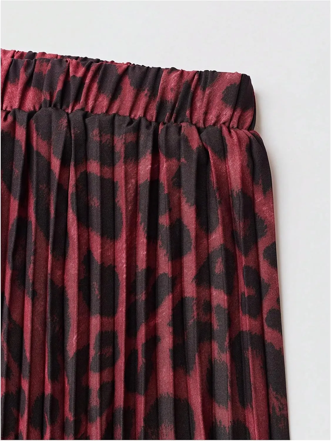 Milumia Women's Leopard Print Elastic High Waist Pleated A Line Long Skirts