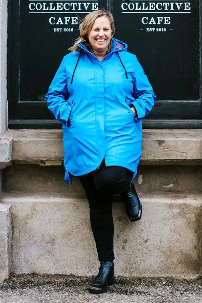 Moke Billie Raincoat Cobalt Puddles