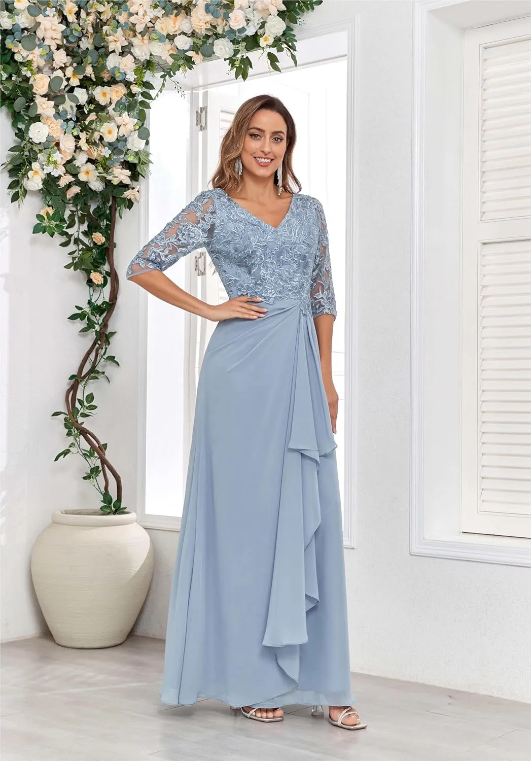 Mother of The Bride Dresses with Sleeves Lace Applique Chiffon V Neck Ruffle Long Formal Wedding Evening Dress