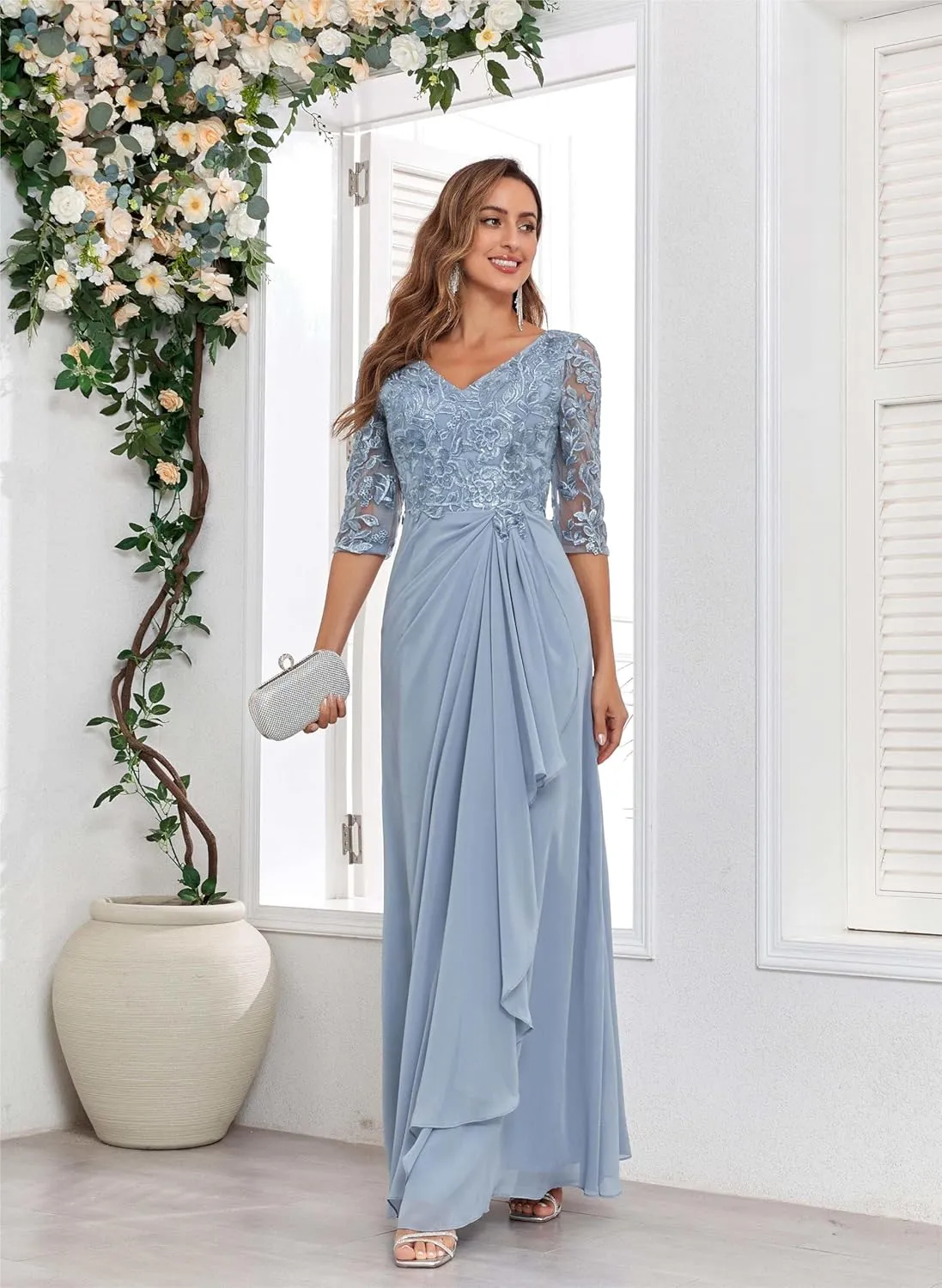 Mother of The Bride Dresses with Sleeves Lace Applique Chiffon V Neck Ruffle Long Formal Wedding Evening Dress