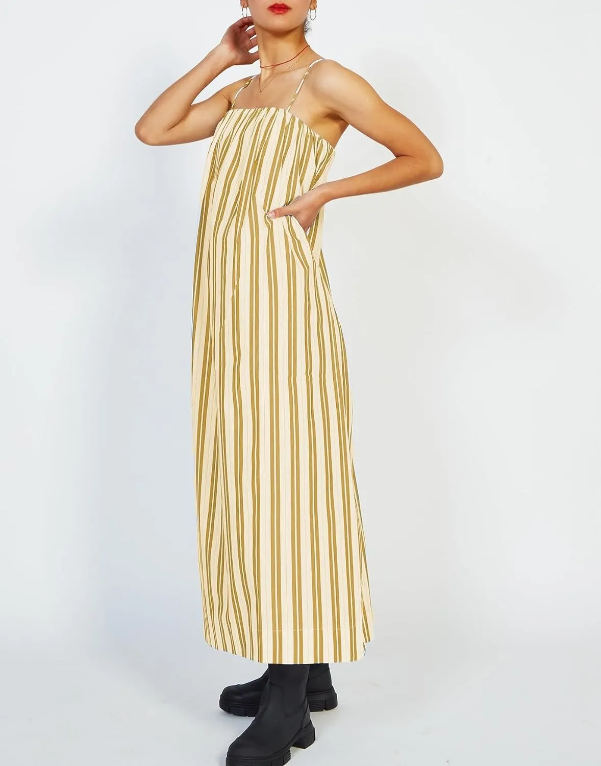 NUFIWI Women Summer Striped Maxi Dress Spaghetti Strap Color Block Long Dress Backless Flowy Swing Beach Sundress