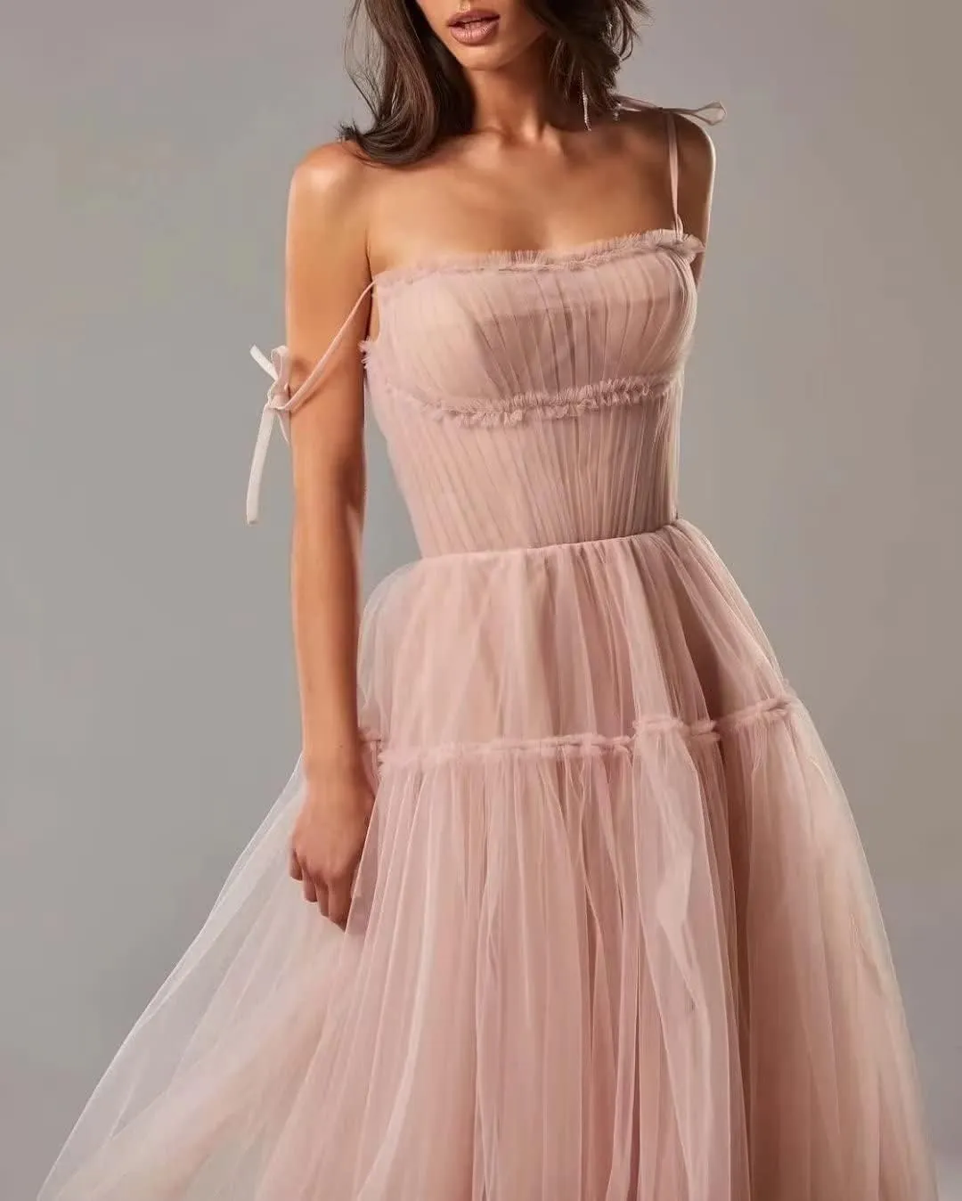 Women's Ball Gown Spaghetti Square Neck Tulle Party Dress Floor Length Sleeveless Flowy A-line Evening Dress