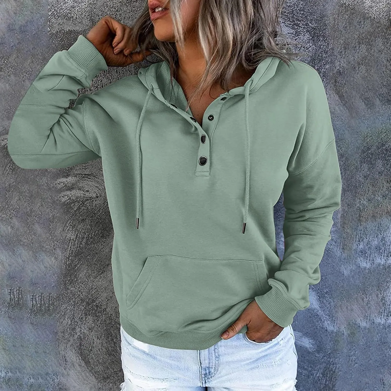 Women's Fashion Hoodies & Sweatshirts Trendy Casual Long Sleeve Hoodies Comfy Loose Solid Sweatshirt with Pockets